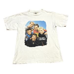 NSYNC Winterland Tag Tee Youth Size Medium Band Graphic Y2K Boy Band